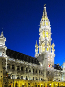 Bruxelles, Gran Place, il Municipio    (2011)    (foto Giorgio Pagano)