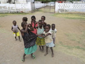 Sao Tomé e Principe, Neves, bambini (2015) (foto Giorgio Pagano)